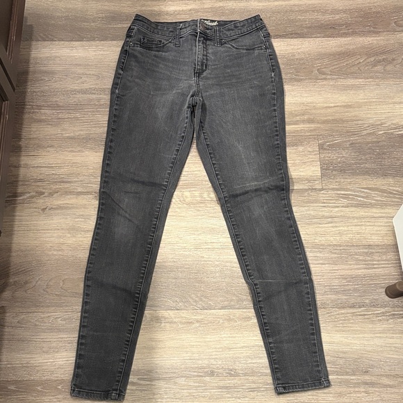 🌸3/$15🌸 Universal Thread Dark Gray Skinny Jeans - Picture 1 of 5